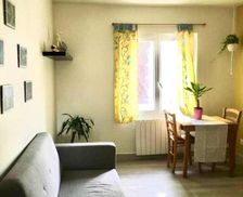 France Seine-Saint-Denis Stains vacation rental compare prices direct by owner 28638176