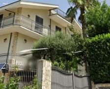 Italy Campania Forchia vacation rental compare prices direct by owner 26214436