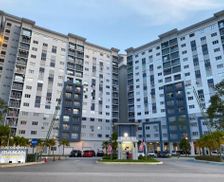 Malaysia Selangor Cyberjaya vacation rental compare prices direct by owner 27538447