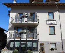 Italy Trentino Alto Adige Commezzadura vacation rental compare prices direct by owner 35152917