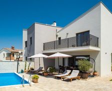 Croatia Istria Poreč vacation rental compare prices direct by owner 18286410