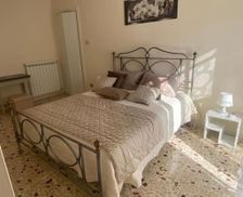 Italy Campania Naples vacation rental compare prices direct by owner 29256064