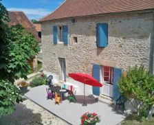 France Nouvelle-Aquitaine Cherveix-Cubas vacation rental compare prices direct by owner 23704842