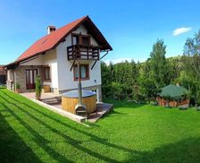 Romania Brasov Poiana Mărului vacation rental compare prices direct by owner 27878807