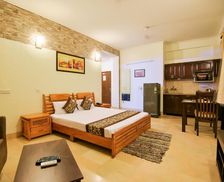 India HR Gurugram vacation rental compare prices direct by owner 6685390