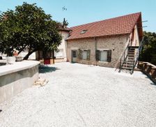 France Bourgogne-Franche-Comté Saint-Jean-de-Vaux vacation rental compare prices direct by owner 29019803