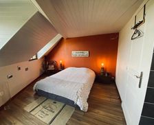 France Auvergne Bourbon-lʼArchambault vacation rental compare prices direct by owner 28782255