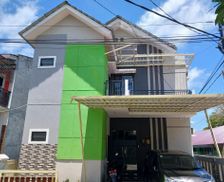 Indonesia East Kalimantan Balikpapan vacation rental compare prices direct by owner 29030142