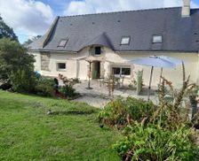 France Brittany Ambon vacation rental compare prices direct by owner 14269827