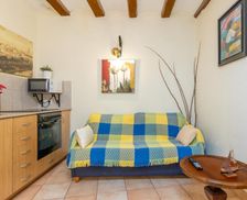 Spain Catalonia Palamos vacation rental compare prices direct by owner 28102342