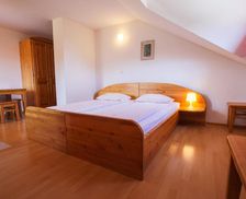 Slovenia Notranjska Slavina vacation rental compare prices direct by owner 27464244