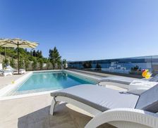 Croatia Split-Dalmatia Omis vacation rental compare prices direct by owner 29888545