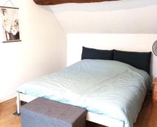 France Limousin Saint-Pierre-Bellevue vacation rental compare prices direct by owner 28933771