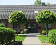 Germany Schleswig-Holstein Süderlügum vacation rental compare prices direct by owner 13749924