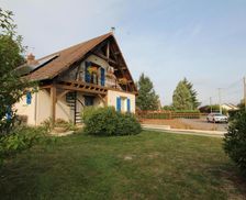 France Burgundy Dornes vacation rental compare prices direct by owner 27520320