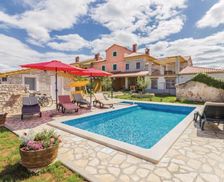 Croatia Istria (county) Vodnjan vacation rental compare prices direct by owner 15543282