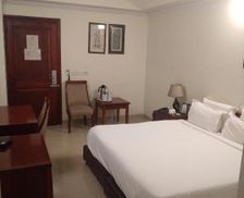 India Uttar Pradesh Ghaziabad vacation rental compare prices direct by owner 27620225