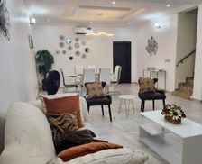 Nigeria LA Ikeja vacation rental compare prices direct by owner 32583787