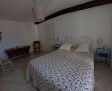 France  Écuras vacation rental compare prices direct by owner 27695816