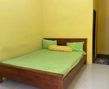 Indonesia East Java Lamongan vacation rental compare prices direct by owner 28956398