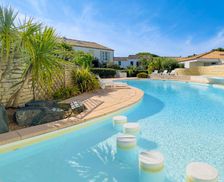 France Island of Ré LA COUARDE SUR MER vacation rental compare prices direct by owner 4310976