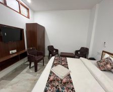 India Punjab Zirakpur vacation rental compare prices direct by owner 27775316
