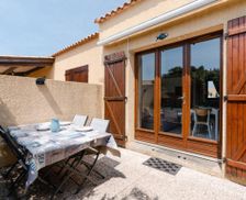 France Languedoc-Roussillon SAINT PIERRE LA MER vacation rental compare prices direct by owner 29394014