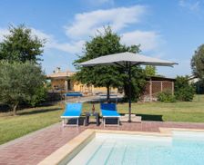 Italy Lazio Canale Monterano vacation rental compare prices direct by owner 28133887