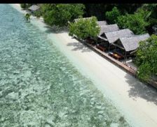 Indonesia West Papua Pulau Mansuar vacation rental compare prices direct by owner 26230490