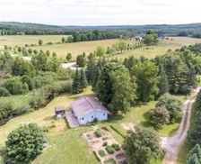 Canada Ontario Oro-medonte vacation rental compare prices direct by owner 29202092