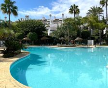 Spain Andalucía Estepona vacation rental compare prices direct by owner 5741794