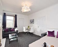 United Kingdom Scotland Coatbridge vacation rental compare prices direct by owner 6668268