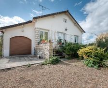 France Centre Dampierre-en-Burly vacation rental compare prices direct by owner 33703833