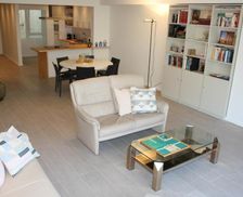 Belgium Vlaams Gewest Knokke-Heist vacation rental compare prices direct by owner 33329238