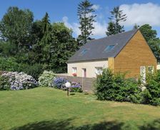 France Brittany Cléden-Poher vacation rental compare prices direct by owner 12780489