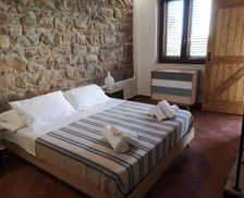 Italy Sicily Santo Stefano di Camastra vacation rental compare prices direct by owner 33420798