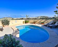 Malta Gozo Għarb vacation rental compare prices direct by owner 16336871