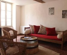 France Burgundy Vézelay vacation rental compare prices direct by owner 35314907