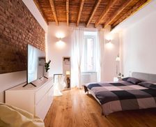 Italy Lombardy Milan vacation rental compare prices direct by owner 9985361