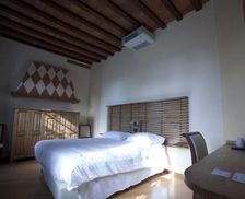 Italy Lombardy Stagno Lombardo vacation rental compare prices direct by owner 13837595