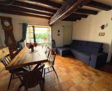 France Centre Saint-Bouize vacation rental compare prices direct by owner 33691560