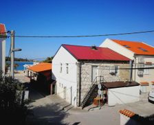 Croatia Pag Island Novalja vacation rental compare prices direct by owner 33130010