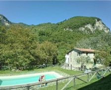 Italy Tuscany Gallicano vacation rental compare prices direct by owner 33489876