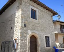 Italy Abruzzo San Demetrio neʼ Vestini vacation rental compare prices direct by owner 35517309