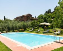 Italy Tuscany Bettolle vacation rental compare prices direct by owner 13780911