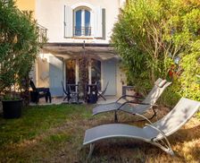 France Provence-Alpes-Côte d'Azur Mallemort vacation rental compare prices direct by owner 33485708