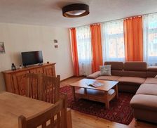 Germany Saxony-Anhalt Naumburg (Saale) vacation rental compare prices direct by owner 33702004