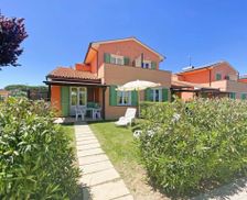 Italy Tuscany Vada vacation rental compare prices direct by owner 33702059