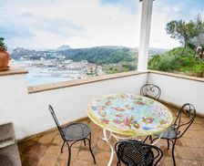 Italy Procida Island Bacoli vacation rental compare prices direct by owner 35164382