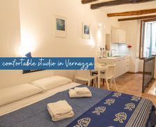 Italy Liguria Vernazza vacation rental compare prices direct by owner 29900855